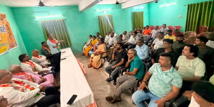 Jamshedpur bjp – उपेंद्र गिरी की अध्यक्षता में भाजपा कदमा मंडल की मासिक कामकाजी बैठक संपन्न, जनकल्याणकारी योजनाओं को आम जनता तक पहुंचाने पर हुई विस्तृत चर्चा