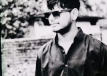 Jamshedpur murder : जमशेदपुर के मानगो में युवक की हत्या, चापड़ औऱ पत्थर से कूचकर हुई हत्या, देखिये – video
