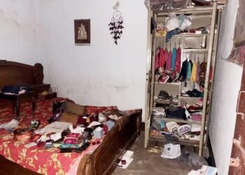 Adityapur theft – आरआईटी में बंद मकान में लाखों की चोरी, 3.50 लाख के गहने व 70 हजार नकद ले उड़े चोर