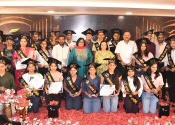 Jamshedpur Agarwal sammelan – पूर्वी सिंहभूम जिला अग्रवाल सम्मेलन का ‘समाज के नगीने सम्मान समारोह’ का भव्य आयोजन, मेधावी विद्यार्थियों को किया गया सम्मानित