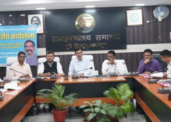 Jamshedpur dc meeting – जमशेदपुर के उपायुक्त की अध्यक्षता में हुई जिला समन्वय समिति की बैठक, नियमित संवाद एवं समन्वय के माध्यम से समस्याओं के समाधान का दिया निर्देश Jamshedpur dc meeting – जमशेदपुर के उपायुक्त की अध्यक्षता में हुई जिला समन्वय समिति की बैठक, नियमित संवाद एवं समन्वय के माध्यम से समस्याओं के समाधान का दिया निर्देश