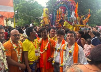 Jamshedpur rathyatra : जमशेदपुर के कई स्थानों पर निकली रथ यात्रा, भाजपा नेताओं ने किये भगवान जगन्नाथ के दर्शन, खींचे रथ Jamshedpur rathyatra : जमशेदपुर के कई स्थानों पर निकली रथ यात्रा, भाजपा नेताओं ने किये भगवान जगन्नाथ के दर्शन, खींचे रथ
