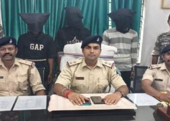 Adityapur police action: आरआइटी में चोरी की तीन बाइक के साथ तीन गिरफ्तार, भेजे गए जेल