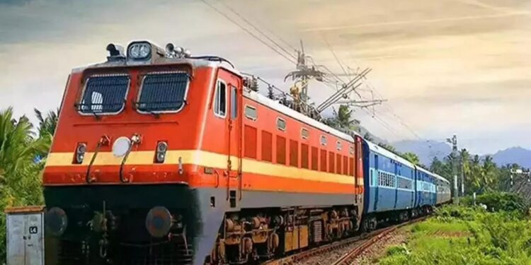 Indian railway project sanctioned : भारतीय रेलवे ने नीमपुरा पश्चिम आउटर केबिन और दक्षिण पूर्व रेलवे के मिदनापुर के बीच तीसरी लाइन परियोजना को 440 करोड़ रुपये की लागत से मंजूरी दी, यात्री और माल ढुलाई को मिलेगी नयी गति