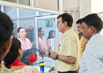 Jamshedpur dc inspection : जमशेदपुर के उपायुक्त ने पटमदा प्रखंड एवं अंचल कार्यालय का किया निरीक्षण, विकास कार्यों एवं जनसेवा से जुड़ी व्यवस्थाओं की ली जानकारी