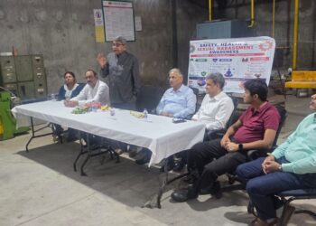 Jamshedpur labours meeting : आइएनएसएमएमएस व इइएफ ने सुरक्षा, स्वास्थ्य एवं यौन उत्पीड़न जागरूकता कार्यक्रम का किया आयोजन, कई लोगों ने लिया हिस्सा Jamshedpur labours meeting : आइएनएसएमएमएस व इइएफ ने सुरक्षा, स्वास्थ्य एवं यौन उत्पीड़न जागरूकता कार्यक्रम का किया आयोजन, कई लोगों ने लिया हिस्सा