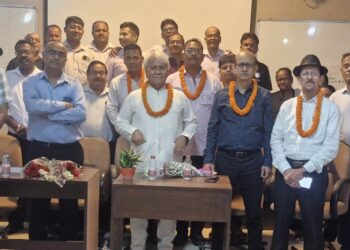Jamshedpur union : द कैंटीन होटल एंड रेस्टोरेंट वर्कर्स यूनियन के फिर अध्यक्ष बने राकेश्वर पांडेय, बीके डिंडा और ददन को भी मिली जगह Jamshedpur union : द कैंटीन होटल एंड रेस्टोरेंट वर्कर्स यूनियन के फिर अध्यक्ष बने राकेश्वर पांडेय, बीके डिंडा और ददन को भी मिली जगह