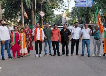 Jamshedpur sonari bjp : भाजपा के सोनारी मंडल ने निकाला मशाल जुलूस, सरकार का किया विरोध Jamshedpur sonari bjp : भाजपा के सोनारी मंडल ने निकाला मशाल जुलूस, सरकार का किया विरोध