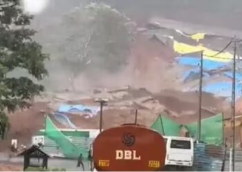 One died in wayanad landslide : केरल के वायनाड में भारी भूस्खलन में एक की मौत, 7 घायल, राहत एव बचाव कार्य के लिए एनडीआरएफ की टीम पहुंची One died in wayanad landslide : केरल के वायनाड में भारी भूस्खलन में एक की मौत, 7 घायल, राहत एव बचाव कार्य के लिए एनडीआरएफ की टीम पहुंची