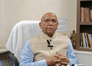 jamshedpur mla saryu roy : जमशेदपुर के विधायक सरयू राय ने एनजीटी के आदेश पर मानगो के 16 घरों को तोड़ने के मामले में किया हस्तक्षेप, उपायुक्त और मुख्य अभियंता से की बात, एनजीटी कोर्ट में हस्तक्षेप कर और वक्त मांगने का दिया सुझाव jamshedpur mla saryu roy : जमशेदपुर के विधायक सरयू राय ने एनजीटी के आदेश पर मानगो के 16 घरों को तोड़ने के मामले में किया हस्तक्षेप, उपायुक्त और मुख्य अभियंता से की बात, एनजीटी कोर्ट में हस्तक्षेप कर और वक्त मांगने का दिया सुझाव