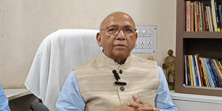 jamshedpur mla saryu roy : जमशेदपुर के विधायक सरयू राय ने एनजीटी के आदेश पर मानगो के 16 घरों को तोड़ने के मामले में किया हस्तक्षेप, उपायुक्त और मुख्य अभियंता से की बात, एनजीटी कोर्ट में हस्तक्षेप कर और वक्त मांगने का दिया सुझाव