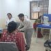 Jamshedpur eye checkup camp : शारदा नेत्रालय की ओर से गंगाराम दास अस्पताल में लगा नेत्र जांच शिविर, 78 मरीजों की आंखों की जांच कर दी गई सलाह Jamshedpur eye checkup camp : शारदा नेत्रालय की ओर से गंगाराम दास अस्पताल में लगा नेत्र जांच शिविर, 78 मरीजों की आंखों की जांच कर दी गई सलाह