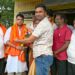 Jamshedpur rural bangal mla welcomed : चाकुलिया के भाजपाइयों ने पश्चिम बंगाल के विधायक प्रणत टुडू का किया स्वागत, कन्हाईश्वर पहाड़ पूजा में शामिल होने आये थे विधायक Jamshedpur rural bangal mla welcomed : चाकुलिया के भाजपाइयों ने पश्चिम बंगाल के विधायक प्रणत टुडू का किया स्वागत, कन्हाईश्वर पहाड़ पूजा में शामिल होने आये थे विधायक