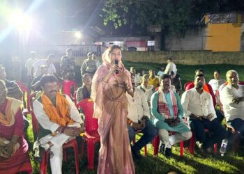 jamshedpur bjp against police : टेल्को में भाजपा की महत्वपूर्ण बैठक सम्पन्न, जमशेदपुर बंद पर झूठी प्राथमिकी के विरोध में एसएसपी से जल्द मिलेगा प्रतिनिधिमंडल, आगे के आंदोलन की बनी रणनीति jamshedpur bjp against police : टेल्को में भाजपा की महत्वपूर्ण बैठक सम्पन्न, जमशेदपुर बंद पर झूठी प्राथमिकी के विरोध में एसएसपी से जल्द मिलेगा प्रतिनिधिमंडल, आगे के आंदोलन की बनी रणनीति