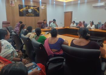jamshedpur dbt transfer : जमशेदपुर में सामाजिक सुरक्षा योजनाओं के लाभुकों को डीबीटी के माध्यम से किया गया राशि का भुगतान, मंइयां सम्मान योजना के 2.85 लाख व सर्वजन पेंशन योजना के 2.48 लाख से अधिक लाभुक हुए लाभान्वित jamshedpur dbt transfer : जमशेदपुर में सामाजिक सुरक्षा योजनाओं के लाभुकों को डीबीटी के माध्यम से किया गया राशि का भुगतान, मंइयां सम्मान योजना के 2.85 लाख व सर्वजन पेंशन योजना के 2.48 लाख से अधिक लाभुक हुए लाभान्वित
