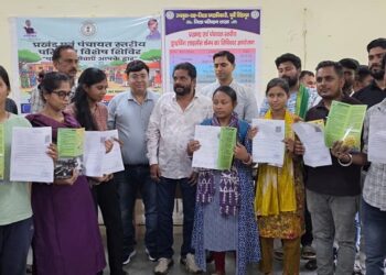 jamshedpur driving licence camp : बहरागोड़ा प्रखंड में ड्राइविंग लाइसेंस निर्माण शिविर आयोजित, 207 आवेदकों को मिला लर्नर लाइसेंस jamshedpur driving licence camp : बहरागोड़ा प्रखंड में ड्राइविंग लाइसेंस निर्माण शिविर आयोजित, 207 आवेदकों को मिला लर्नर लाइसेंस