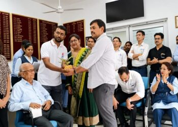 Jamshedpur blood donation : सीपीएस एवं ट्रिम फैक्ट्री के संयुक्त रक्तदान शिविर आयोजित, शिविर में में 244 यूनिट रक्त संग्रहित Jamshedpur blood donation : सीपीएस एवं ट्रिम फैक्ट्री के संयुक्त रक्तदान शिविर आयोजित, शिविर में में 244 यूनिट रक्त संग्रहित