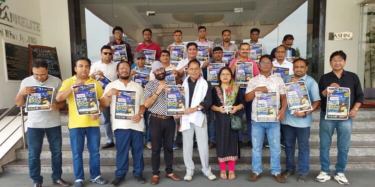 Jamshedpur photographers association : फोटोग्राफर्स एसोसिएशन ऑफ जमशेदपुर के ‘इमेज क्राफ्ट एक्स्पो’ का पोस्टर लांच, अगस्त में एक्स्पो का होना है भव्य आयोजन Jamshedpur photographers association : फोटोग्राफर्स एसोसिएशन ऑफ जमशेदपुर के ‘इमेज क्राफ्ट एक्स्पो’ का पोस्टर लांच, अगस्त में एक्स्पो का होना है भव्य आयोजन