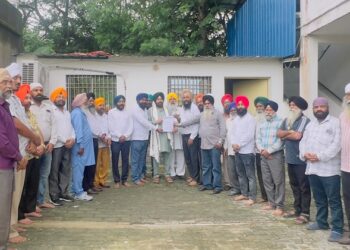 Jamshedpur rangretta samaj welcome js matharoo : जमशेदपुर के मजहबी सिख रंगरेटा समाज ने अल्पसंख्यक आयोग के उपाध्यक्ष ज्योति मथारू का किया अभिनंदन, ज्ञापन सौंप रखी एससी का दर्जा दिलाने की मांग Jamshedpur rangretta samaj welcome js matharoo : जमशेदपुर के मजहबी सिख रंगरेटा समाज ने अल्पसंख्यक आयोग के उपाध्यक्ष ज्योति मथारू का किया अभिनंदन, ज्ञापन सौंप रखी एससी का दर्जा दिलाने की मांग