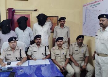 Jamshedpur three accused arrested : बागबेड़ा किताडीह में मारपीट के तीन आरोपी गिरफ्तार, पुलिस ने तीनों को न्यायिक हिरासत में भेजा जेल