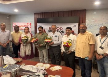 Jamshedpur blood donation : टाटा स्टील सिंटर प्लांट में रक्तदान शिविर आयोजित, कर्मचारियों की भागीदारी से 152 यूनिट रक्त संग्रहित