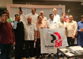 Nagpur industri all meeting : इंडस्ट्री ऑल इंडिया जेंडर एवं यूथ प्रोजेक्ट एवं परामर्श की नागपुर में बैठक आयोजित, महिला व युवाओं की भागीदारी से यूनियन आंदोलन को सबल बनाने पर बनी सहमति Nagpur industri all meeting : इंडस्ट्री ऑल इंडिया जेंडर एवं यूथ प्रोजेक्ट एवं परामर्श की नागपुर में बैठक आयोजित, महिला व युवाओं की भागीदारी से यूनियन आंदोलन को सबल बनाने पर बनी सहमति
