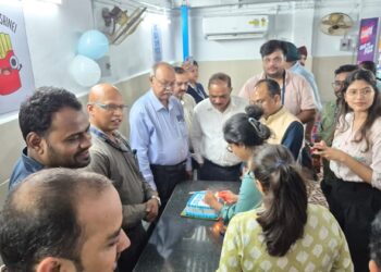 Jamshedpur canteen inauguration : फील्ड मेंटेनेंस इलेक्ट्रिकल के सर्विस एंड ट्रांसमिशन में खुला नया क्वालिटी सर्विस फूड आउटलेट कैंटीन, विभागीय प्रमुख व अन्य अतिथियों ने किया कैंटीन का उद्घाटन