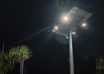 Jamshedpur rural high mast lights installed : दारिसाई क्षेत्रीय अनुसंधान केंद्र परिसर में लगीं 20 हाई मास्ट लाइटें, रात में जगमग हुआ अनुसंधान केंद्र परिसर Jamshedpur rural high mast lights installed : दारिसाई क्षेत्रीय अनुसंधान केंद्र परिसर में लगीं 20 हाई मास्ट लाइटें, रात में जगमग हुआ अनुसंधान केंद्र परिसर