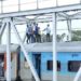 Jamshedpur rural railway breakdown : गालूडीह में स्वर्णरेखा रेल ब्रिज पर टूटा स्टील एक्सप्रेस का ओएचई तार, ब्रिज पर ही रुकी ट्रेन, रेल अधिकारी पहुंचे, मरम्मत का काम शुरू Jamshedpur rural railway breakdown : गालूडीह में स्वर्णरेखा रेल ब्रिज पर टूटा स्टील एक्सप्रेस का ओएचई तार, ब्रिज पर ही रुकी ट्रेन, रेल अधिकारी पहुंचे, मरम्मत का काम शुरू