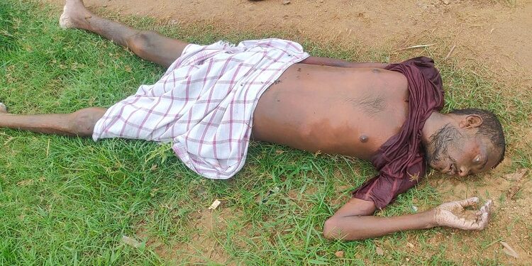 Jamshedpur dead body found : बागबेड़ा बड़ौदा घाट पर के पास नदी से मिला अज्ञात युवक का शव, पुलिस शव की पहचान कराने में जुटी Jamshedpur dead body found : बागबेड़ा बड़ौदा घाट पर के पास नदी से मिला अज्ञात युवक का शव, पुलिस शव की पहचान कराने में जुटी