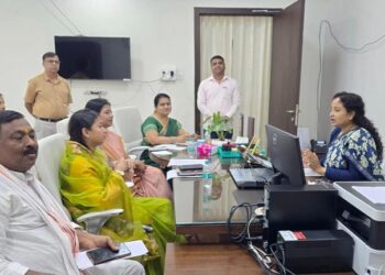 jamshedpur east mla purnima sahu : झारखंड की महिला एवं बाल विकास समिति की बैठक में शामिल हुईं विधायक पूर्णिमा साहू, महिलाओं व बच्चों के समग्र विकास पर हुई विस्तृत चर्चा jamshedpur east mla purnima sahu : झारखंड की महिला एवं बाल विकास समिति की बैठक में शामिल हुईं विधायक पूर्णिमा साहू, महिलाओं व बच्चों के समग्र विकास पर हुई विस्तृत चर्चा
