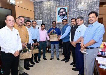 jharkhand cm meeting : मुख्यमंत्री हेमन्त सोरेन ने की वन विभाग की उच्चस्तरीय समीक्षा, वन क्षेत्रों का टेक्निकल एवं डिजिटल रिकॉर्ड तैयार करें jharkhand cm meeting : मुख्यमंत्री हेमन्त सोरेन ने की वन विभाग की उच्चस्तरीय समीक्षा, वन क्षेत्रों का टेक्निकल एवं डिजिटल रिकॉर्ड तैयार करें