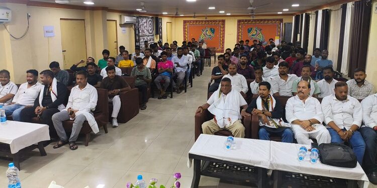 jamshedpur youth congress : पूर्वी सिंहभूम जिला युवा कांग्रेस ने जमशेदपुर को-ऑपरेटिव कॉलेज में आयोजित किया छात्र संवाद कार्यक्रम, राजेश ठाकुर ने कहा – नीट, नेट व एसएससी धांधली के लिए धर्मेंद्र प्रधान जिम्मेदार, तत्काल दें इस्तीफा jamshedpur youth congress : पूर्वी सिंहभूम जिला युवा कांग्रेस ने जमशेदपुर को-ऑपरेटिव कॉलेज में आयोजित किया छात्र संवाद कार्यक्रम, राजेश ठाकुर ने कहा – नीट, नेट व एसएससी धांधली के लिए धर्मेंद्र प्रधान जिम्मेदार, तत्काल दें इस्तीफा