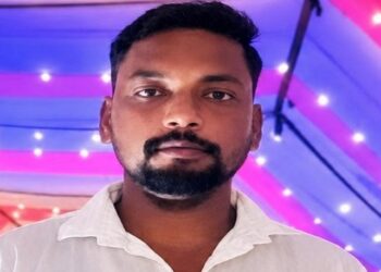 Adityapur criminal’s body found : आरआइटी थाना क्षेत्र में रेलवे ट्रैक के पास मिला अपराधकर्मी का शव, मौत बनी रहस्य, पुलिस पड़ताल में जुटी Adityapur criminal’s body found : आरआइटी थाना क्षेत्र में रेलवे ट्रैक के पास मिला अपराधकर्मी का शव, मौत बनी रहस्य, पुलिस पड़ताल में जुटी