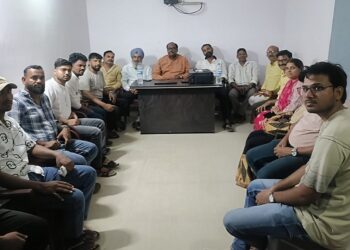 jamshedpur jdu : जदयू आजादनगर थाना समिति की महत्वपूर्ण बैठक संपन्न, 27 जुलाई के धरना-प्रदर्शन की बनी रणनीति jamshedpur jdu : जदयू आजादनगर थाना समिति की महत्वपूर्ण बैठक संपन्न, 27 जुलाई के धरना-प्रदर्शन की बनी रणनीति