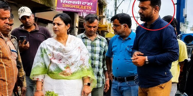 Jamshedpur commission allegation on mango mayor : पार्षद को 2 प्रतिशत, मैडम को अलग से कमीशन चाहिए, युवक ने सोशल मीडिया पर डाली पोस्ट, भुगतान न होने पर दी आत्मदाह की धमकी, सरयू राय ने नगर विकास मंत्री से कार्रवाई का किया आग्रह