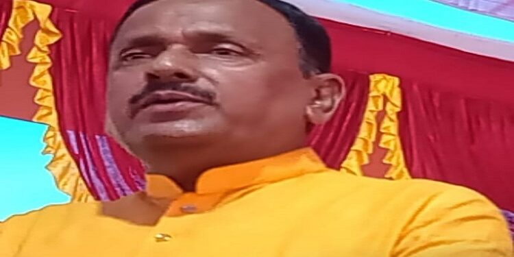 Jamshedpur tusker terror : हाथियों के उत्पात पर डॉ दिनेशानंद गोस्वामी ने झारखंड सरकार को घेरा, कहा – हाथियों का उत्पात रोकने में झामुमो सरकार पूरी तरह विफल