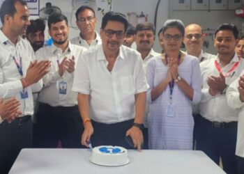jharkhand deoghar sbi- कृषकों को ज्यादा से ज्यादा ऋण उपलब्ध कराए एसबीआई-डॉ सुनील खवाड़े,एसबीआई महेशमारा ब्रांच में मनाया गया बैंक का 71वां स्थापना दिवस jharkhand deoghar sbi- कृषकों को ज्यादा से ज्यादा ऋण उपलब्ध कराए एसबीआई-डॉ सुनील खवाड़े,एसबीआई महेशमारा ब्रांच में मनाया गया बैंक का 71वां स्थापना दिवस