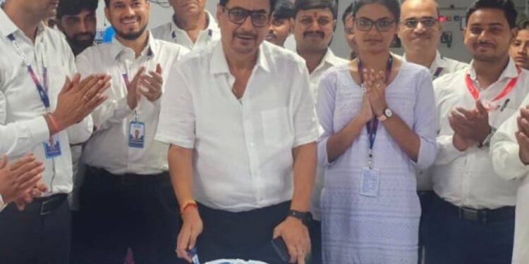 jharkhand deoghar sbi- कृषकों को ज्यादा से ज्यादा ऋण उपलब्ध कराए एसबीआई-डॉ सुनील खवाड़े,एसबीआई महेशमारा ब्रांच में मनाया गया बैंक का 71वां स्थापना दिवस jharkhand deoghar sbi- कृषकों को ज्यादा से ज्यादा ऋण उपलब्ध कराए एसबीआई-डॉ सुनील खवाड़े,एसबीआई महेशमारा ब्रांच में मनाया गया बैंक का 71वां स्थापना दिवस