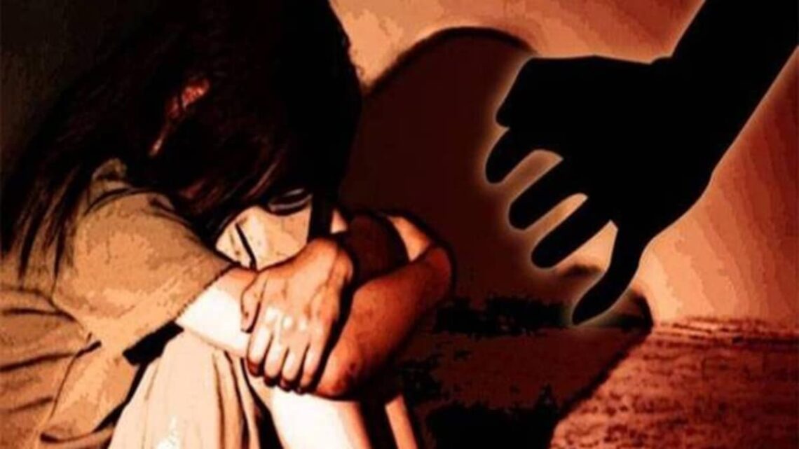 Jamshedpur rape : गोलमुरी में 13 साल की छात्रा के साथ कथित दुष्कर्म का मामला गरमाया, आरोपी को बचाने का पुलिस पर आरोप