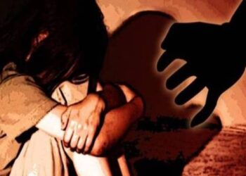 Jamshedpur rape : गोलमुरी में 13 साल की छात्रा के साथ कथित दुष्कर्म का मामला गरमाया, आरोपी को बचाने का पुलिस पर आरोप