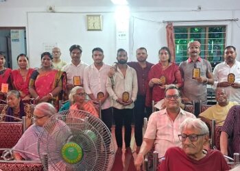 Jamshedpur ngo : सामाजिक संस्था ‘यात्रा – एक नई जीवन की शुरुआत’ ने मनाया 6वां स्थापना दिवस, बाराद्वारी ओल्ड ऐज होम में भजन संध्या का आयोजन Jamshedpur ngo : सामाजिक संस्था ‘यात्रा – एक नई जीवन की शुरुआत’ ने मनाया 6वां स्थापना दिवस, बाराद्वारी ओल्ड ऐज होम में भजन संध्या का आयोजन