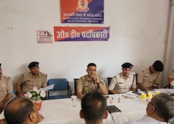 Jamshedpur police-public meeting : मानगो थाना में पुलिस-जनता की बैठक, अपराध रोकने में सहयोग की अपील, देखिए – video