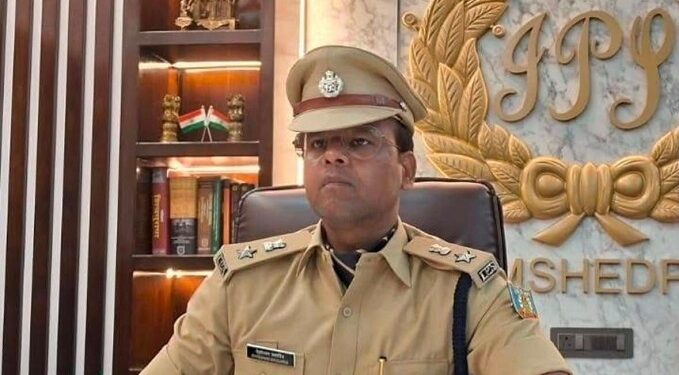 Jamshedpur transfer posting – जमशेदपुर एसएसपी का बड़ा एक्शन, 43 ट्रैफिक पुलिस पदाधिकारियों का हुआ तबादला, देखें सूची कौन कहां गया