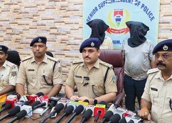 Jamshedpur police action – जमशेदपुर गैंगरेप मामले में दो ड्राइवर गिरफ्तार, शराब के नशे में महिला से की थी रेप व मारपीट, देखिए – video