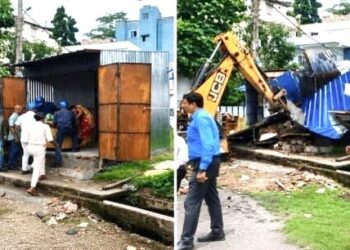 Jamshedpur encroachment : कदमा में टाटा स्टील के लैंड डिपार्टमेंट ने की कार्रवाई, अवैध ढांचे को किया ध्वस्त