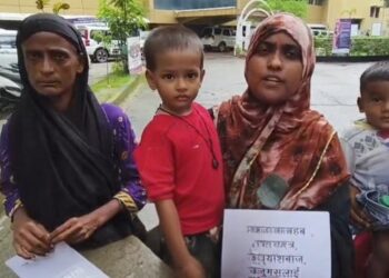 Jamshedpur molestation case- जुगसलाई में टाइगर मोबाइल जवान पर महिला ने लगाया छेड़खानी का आरोप, एसएसपी से की शिकायत, थाना प्रभारी ने बताया ड्रग पैडलर, देखिए – video Jamshedpur molestation case- जुगसलाई में टाइगर मोबाइल जवान पर महिला ने लगाया छेड़खानी का आरोप, एसएसपी से की शिकायत, थाना प्रभारी ने बताया ड्रग पैडलर, देखिए – video