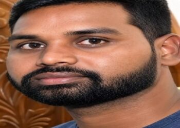 Jamshedpur bistupur dd bar case breaking : बिष्टुपुर के डीडी बार हत्याकांड का मुख्य आरोपी विश्वनाथ मंडल उर्फ बोदरा ने कोर्ट में किया सरेंडर, जमशेदपुर की पुलिस को दिया चकमा
