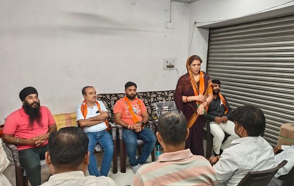 Jamshedpur jugsalai bjp – जमशेदपुर भाजपा की जिला मंत्री रिंकू सिंह की उपस्थिति में भाजपा जुगसलाई मंडल की बैठक संपन्न, एसआईआर प्रक्रिया में कार्याकर्ताओं को दिया खास निर्देश Jamshedpur jugsalai bjp – जमशेदपुर भाजपा की जिला मंत्री रिंकू सिंह की उपस्थिति में भाजपा जुगसलाई मंडल की बैठक संपन्न, एसआईआर प्रक्रिया में कार्याकर्ताओं को दिया खास निर्देश