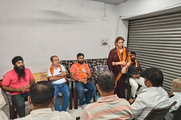 Jamshedpur jugsalai bjp – जमशेदपुर भाजपा की जिला मंत्री रिंकू सिंह की उपस्थिति में भाजपा जुगसलाई मंडल की बैठक संपन्न, एसआईआर प्रक्रिया में कार्याकर्ताओं को दिया खास निर्देश Jamshedpur jugsalai bjp – जमशेदपुर भाजपा की जिला मंत्री रिंकू सिंह की उपस्थिति में भाजपा जुगसलाई मंडल की बैठक संपन्न, एसआईआर प्रक्रिया में कार्याकर्ताओं को दिया खास निर्देश